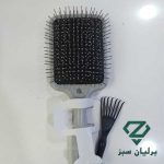 تصویر مستطیلی شکل برس مو مستر براش با دندانه‌های فلزی سرگرد | Master Brush